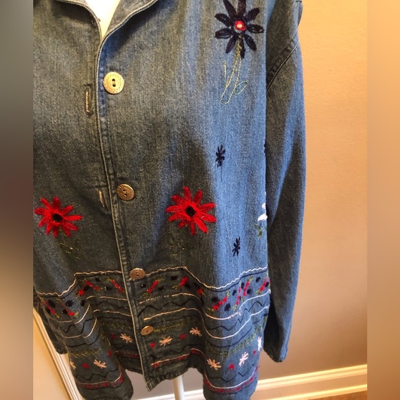 Embroidered Denim Shirt Jacket Shacket by Nectar Size Medium 12-14 - Picture 2 of 11